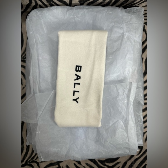 BALLY - Picture 7 of 8